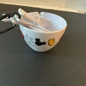 Disney melamine measuring cups- 4 piece set
